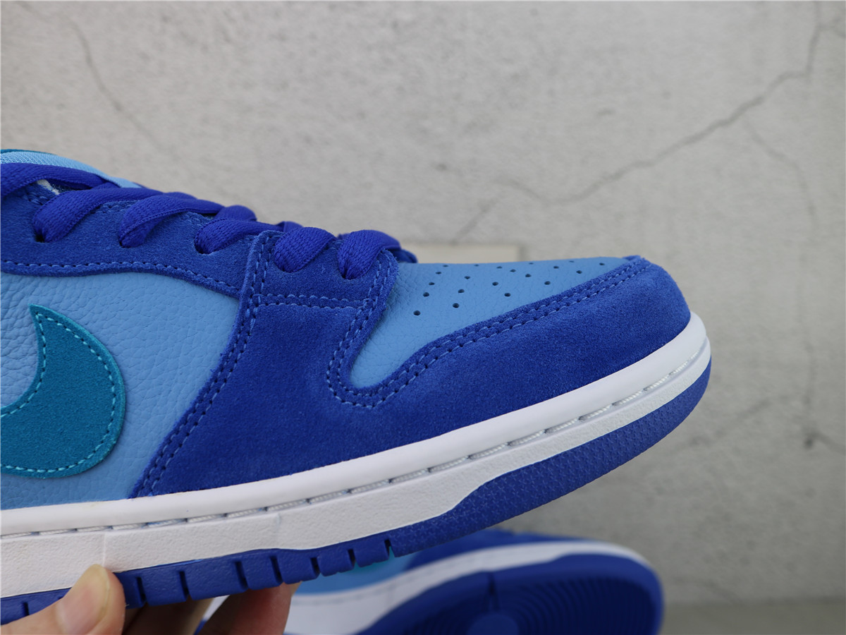 M Batch Nike SB Dunk Low Blue Raspberry DM0807-400